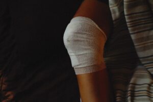Photo knee injury prevention